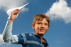 Nationaler Tag des Papierfliegers 2026